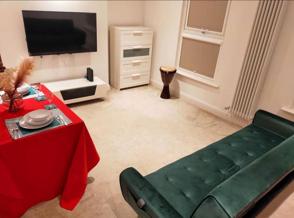 Fully-Equipped Flat In The City Of London Exteriör bild