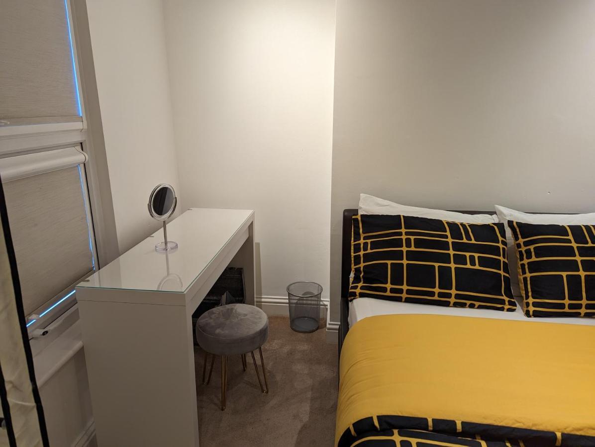 Fully-Equipped Flat In The City Of London Exteriör bild